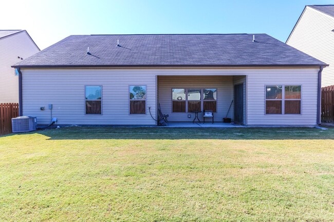 Building Photo - 351 Stablebridge Dr