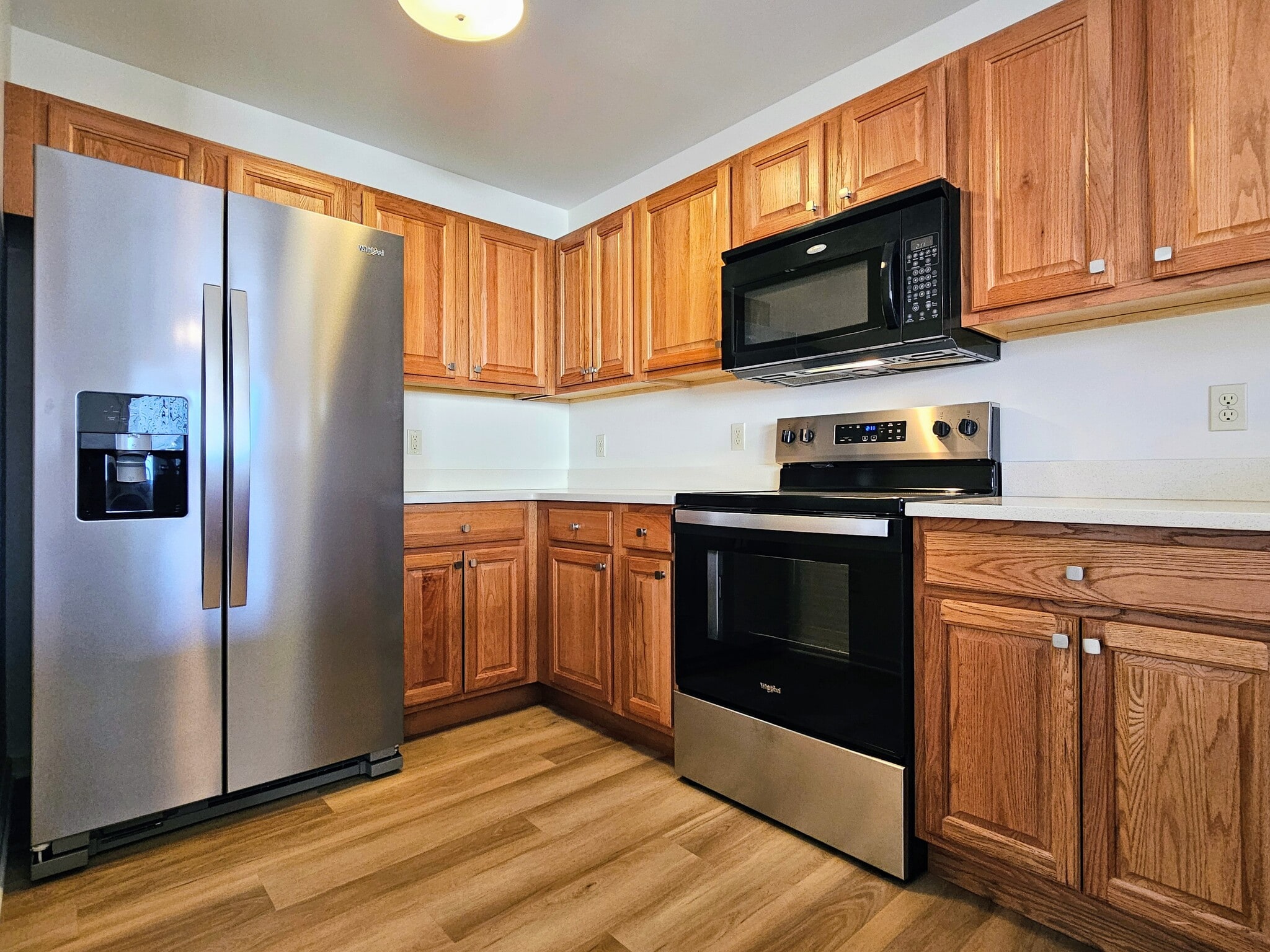 Building Photo - 107 Acorn Ln