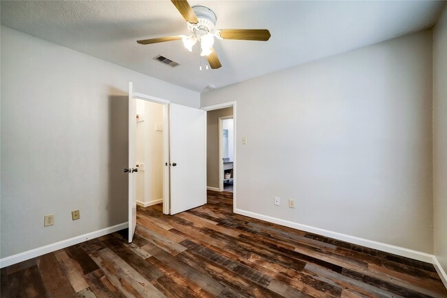 Building Photo - 12710 Fenimore Ct