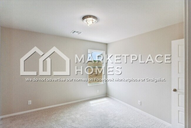 Building Photo - 1011 W Cheyenne Ln