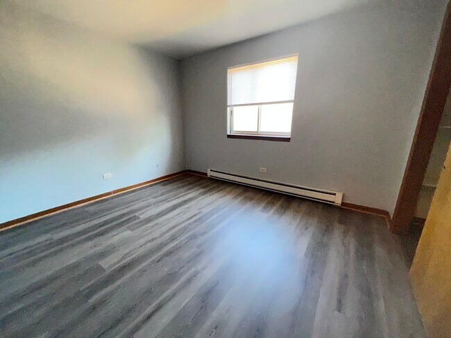 Building Photo - 17754 Rosewood Dr