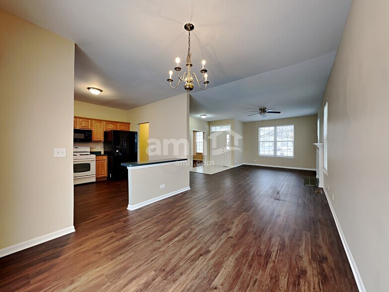 Building Photo - 1863 Goss Ct