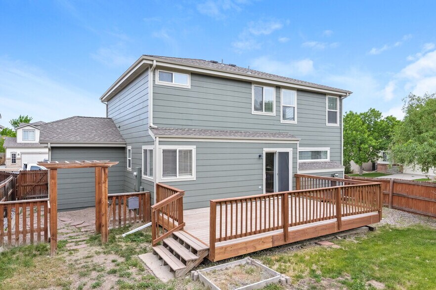 Building Photo - 20194 E Grand Ln