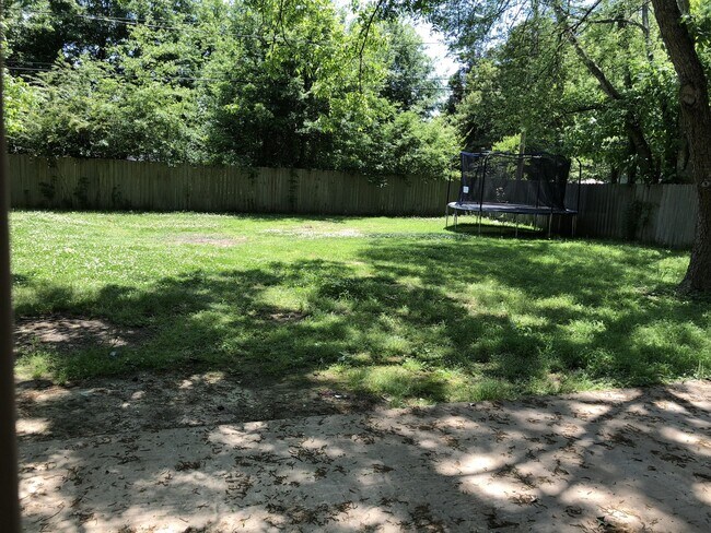 Building Photo - 157 Mackey Dr