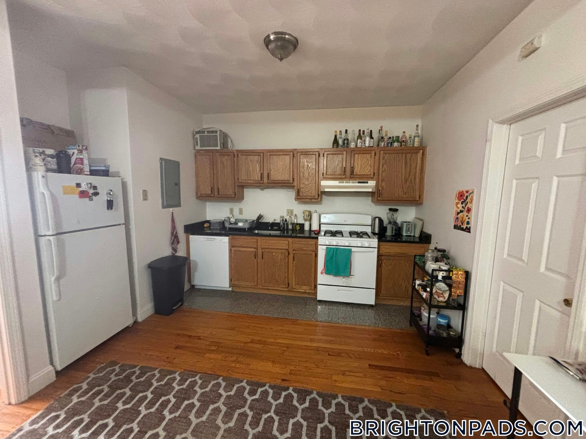 Building Photo - 17 Cummings Rd