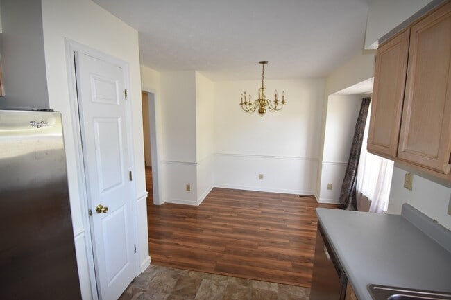 Building Photo - COMING SOON~3 Bedroom and 2 Bath Home (No Pets)