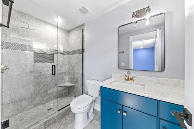 Building Photo - 601 Joyce Ave