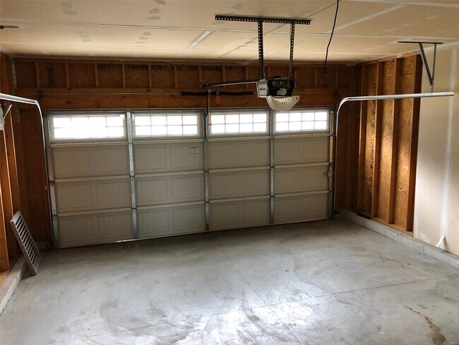 Building Photo - 1109 Marathon Dr