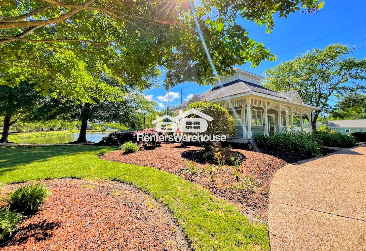 Building Photo - 804 Walnut Forest Ct
