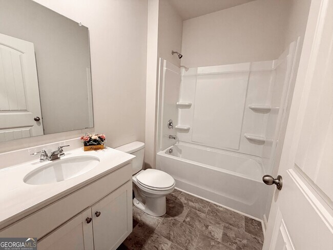 Building Photo - 622 Brookfield Dr