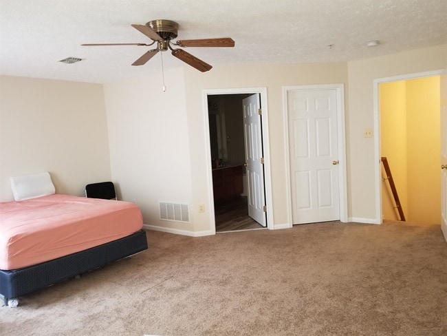 Building Photo - 5309 Regal Ct