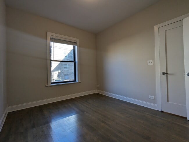 Building Photo - 2524 N Kedzie Blvd