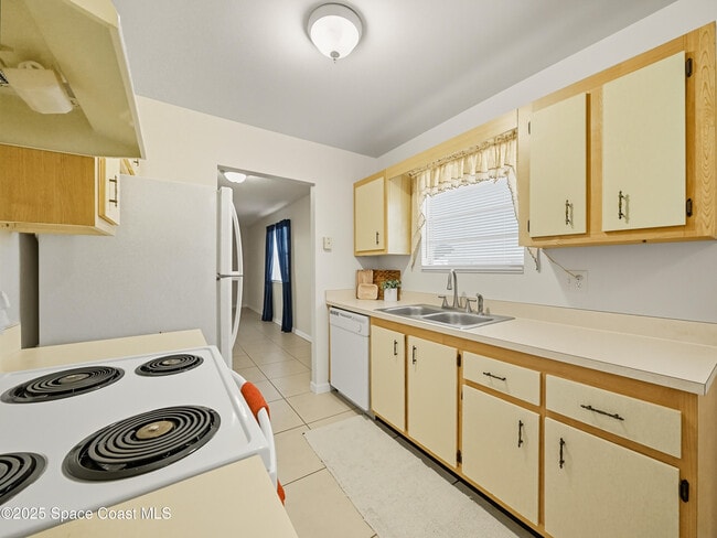Building Photo - 4700 Marengo Ln