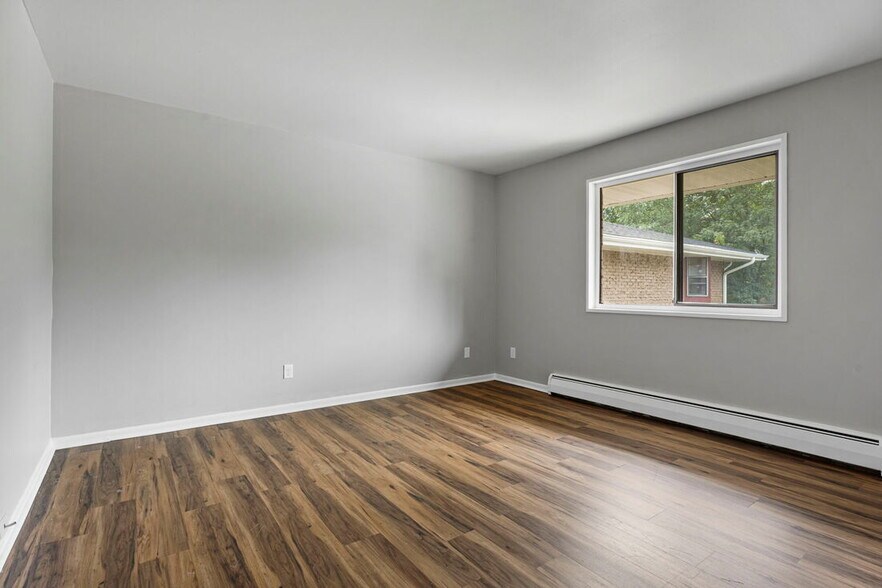 Building Photo - 5006 Whitcomb Dr