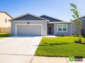 Building Photo - Charming Home for Rent in North Spokane!