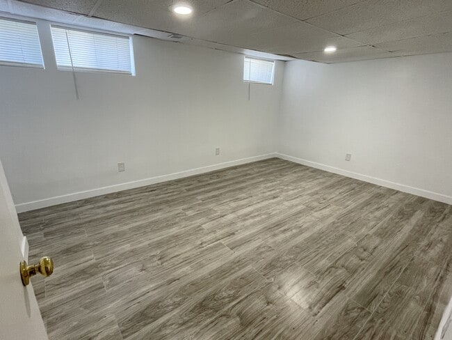 Building Photo - 4880 S Wasatch St