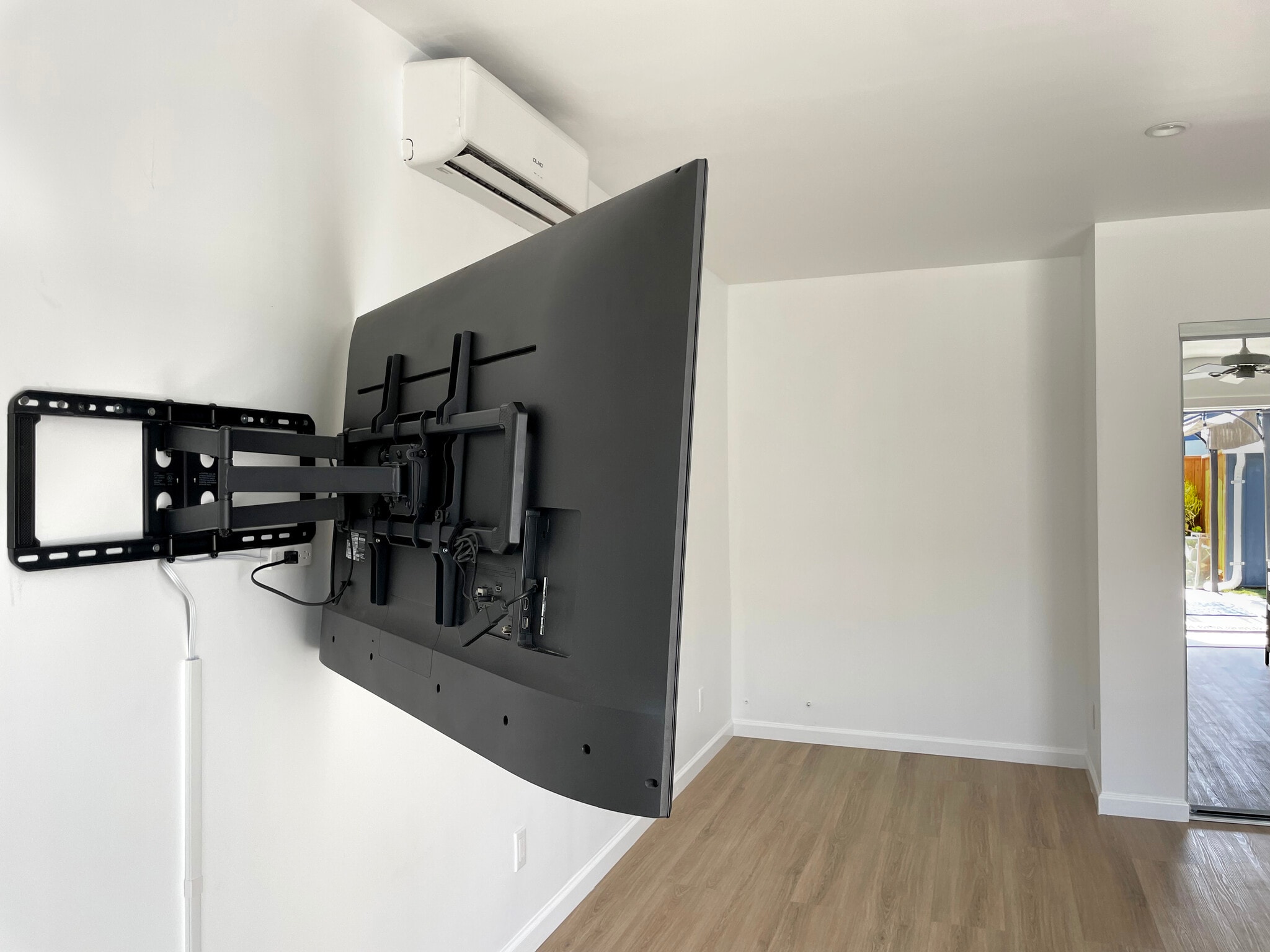 Rotating TV Mount can fit a screen size up to 90" and 120lbs! (TV NOT INCLUDED). - 3541 Helms Ave