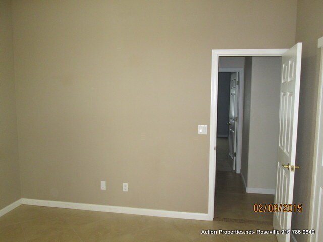 Building Photo - West Roseville 2100sqft, 3 Bedroom (office...