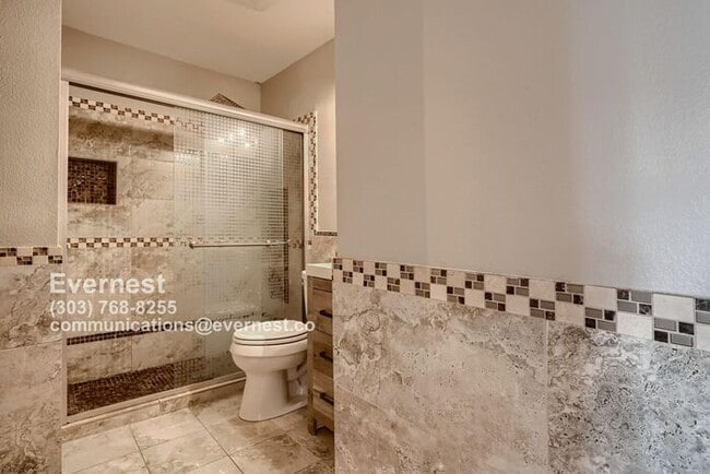 Building Photo - Stylish One-Bedroom Condo in Prime Denver ...