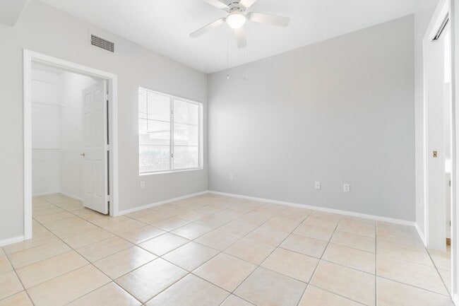 Building Photo - Stylish Summerlin Condo in Gated Red Bluffs — Resort Living at Its Best