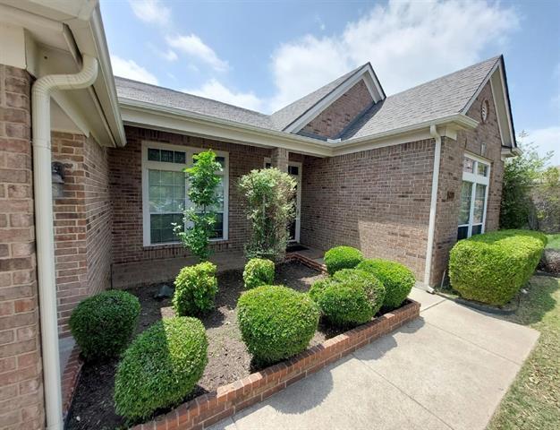 Building Photo - 8652 Fernhill Dr