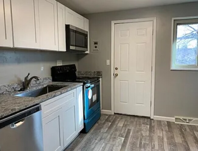 Building Photo - 8302-8308 W. 26th Ave