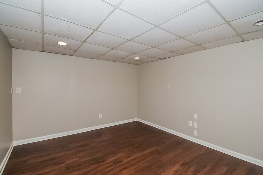 Building Photo - 265 Pine Needle Trail