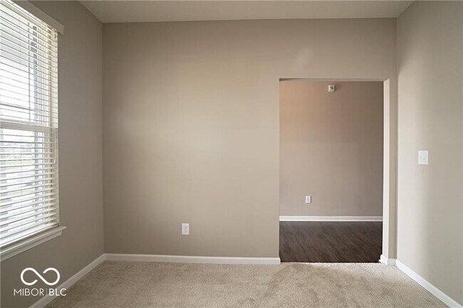 Building Photo - 8709 Rowling Way