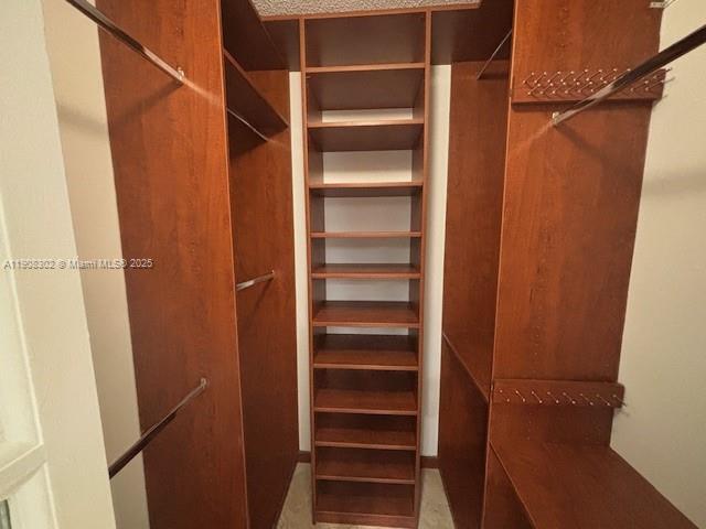 Building Photo - 520 Brickell Key Dr