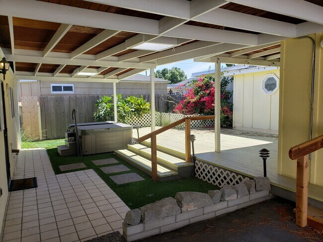 Building Photo - 3870