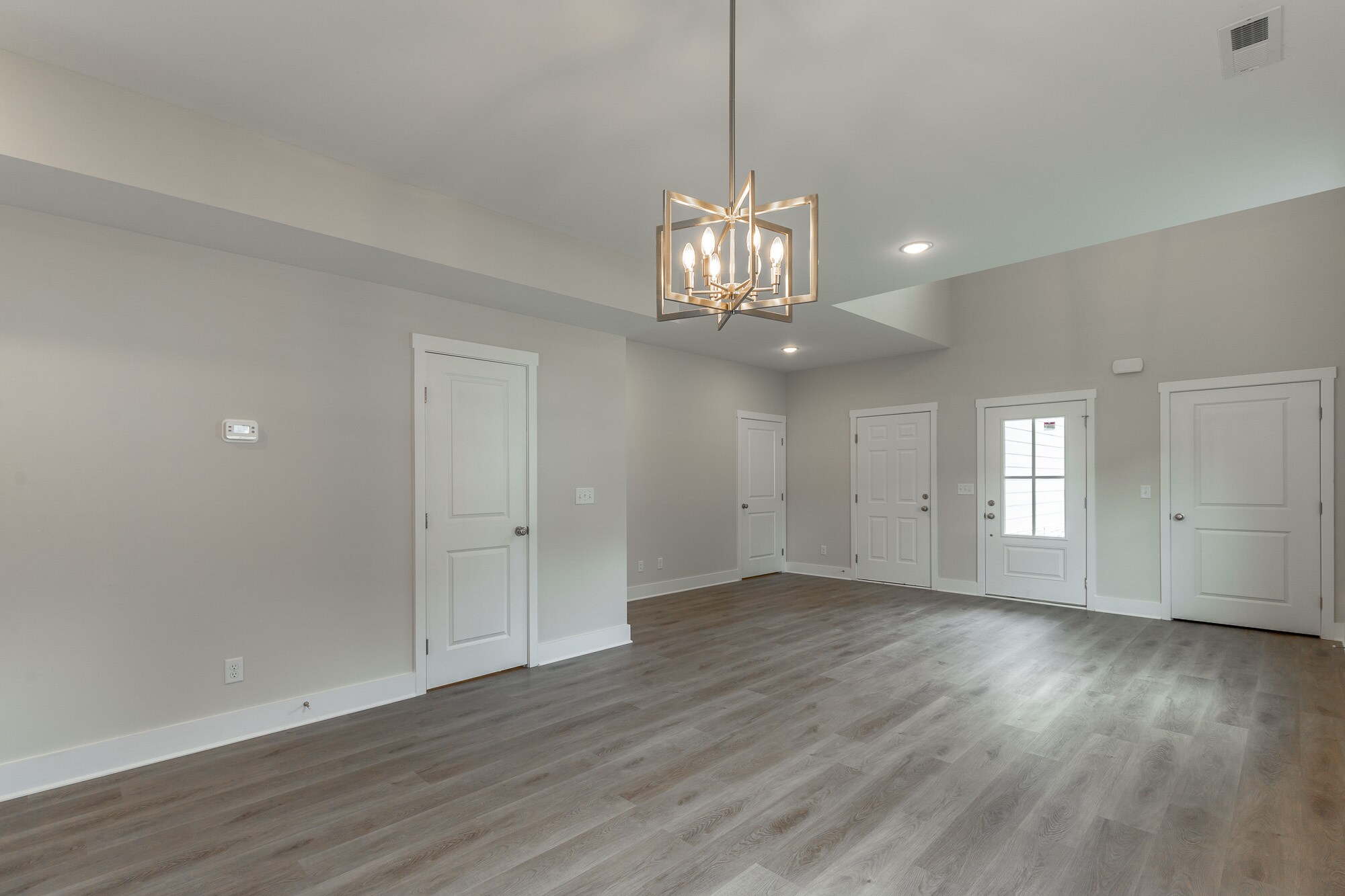 Building Photo - 4659 Heiskell Dr