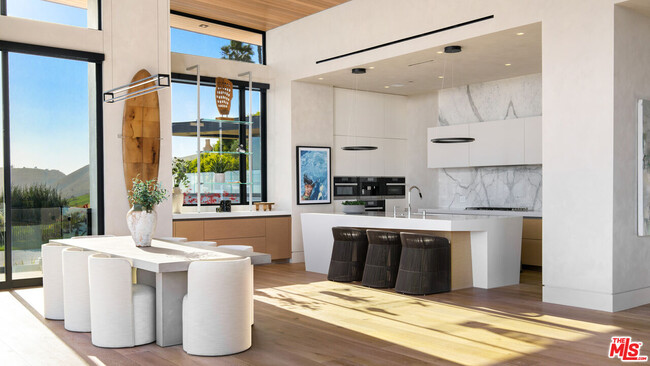 Building Photo - 3881 Puerco Canyon Rd