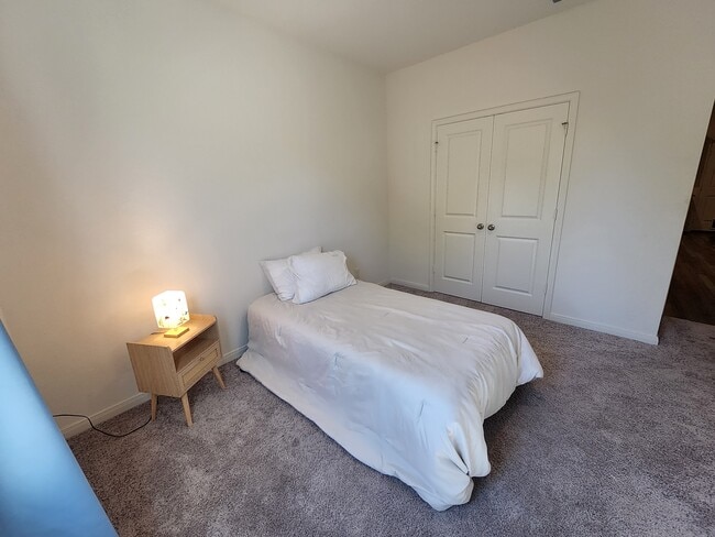 Building Photo - 5442 Pearl Mdw