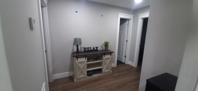 Building Photo - 136 Billy Goat Mountain Rd