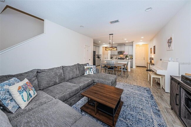 Building Photo - 14126 Damselfly Dr