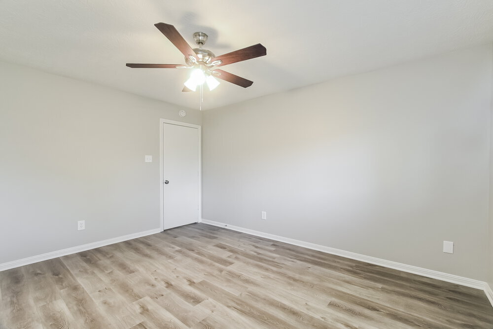 Building Photo - 4923 Bayboro Park Dr