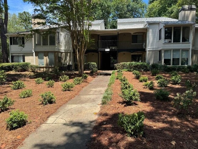 Building Photo - 5005 Wingate Way