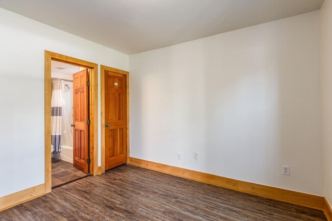 Building Photo - Old Town GEM Just 1 Block from PCMR!