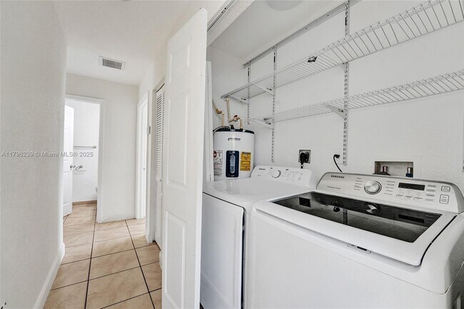 Building Photo - 1154 NW 103rd St