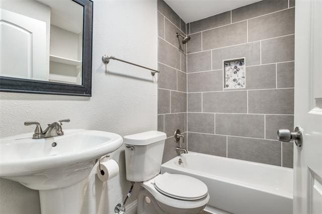 Building Photo - 2216 Marburg St