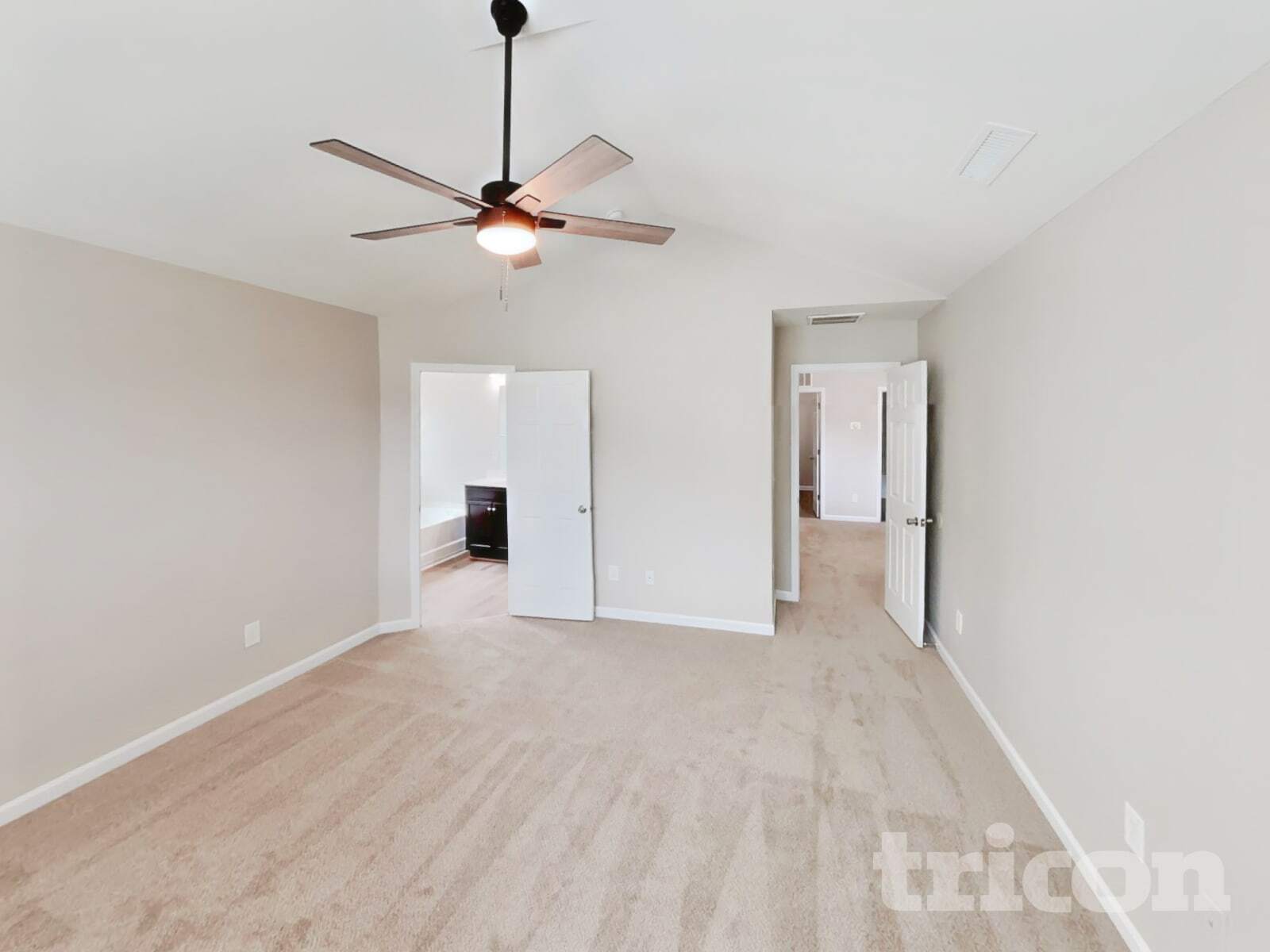 Building Photo - 5 Stanwick Ct
