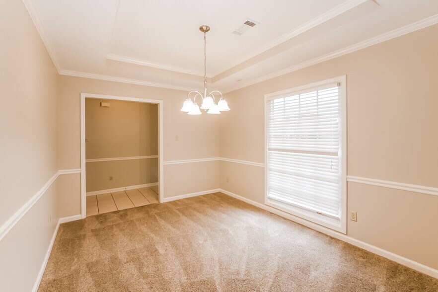 Building Photo - 2659 Country Downs Ln