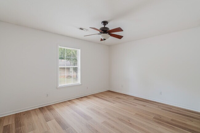 Building Photo - 3516 Acorn Woods Way,