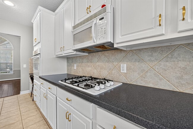 Building Photo - 20807 Autumn Terrace Ln