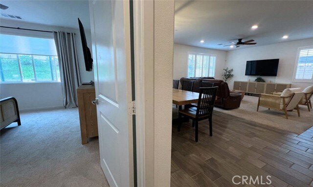 Building Photo - 16746 Mistletoe Ln