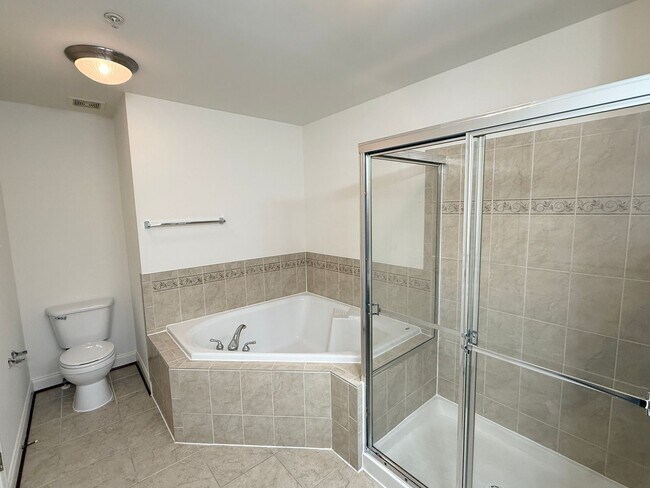 Building Photo - Spacious 4-Bedroom Townhome with Garage in Prime Columbia/Elkridge Location