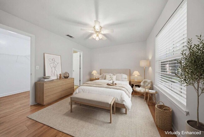 Building Photo - 3 Bedroom 2 Bathroom Single Family Home located in NW Tallahassee!