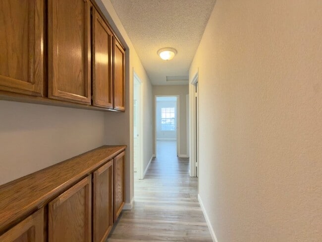 Building Photo - 204 Ashby Pl