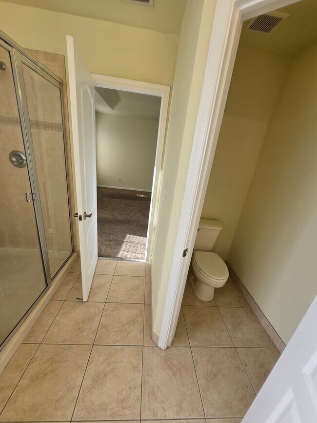 Building Photo - 4701 Cohune Palm Ct