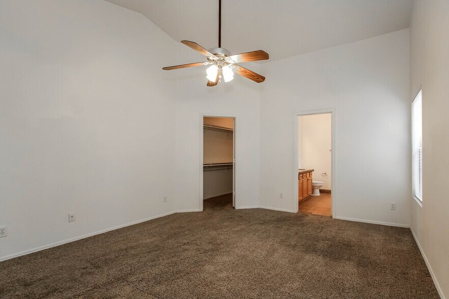 Building Photo - 40251 N Patriot Way